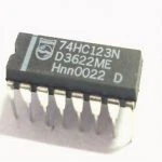 74HC123